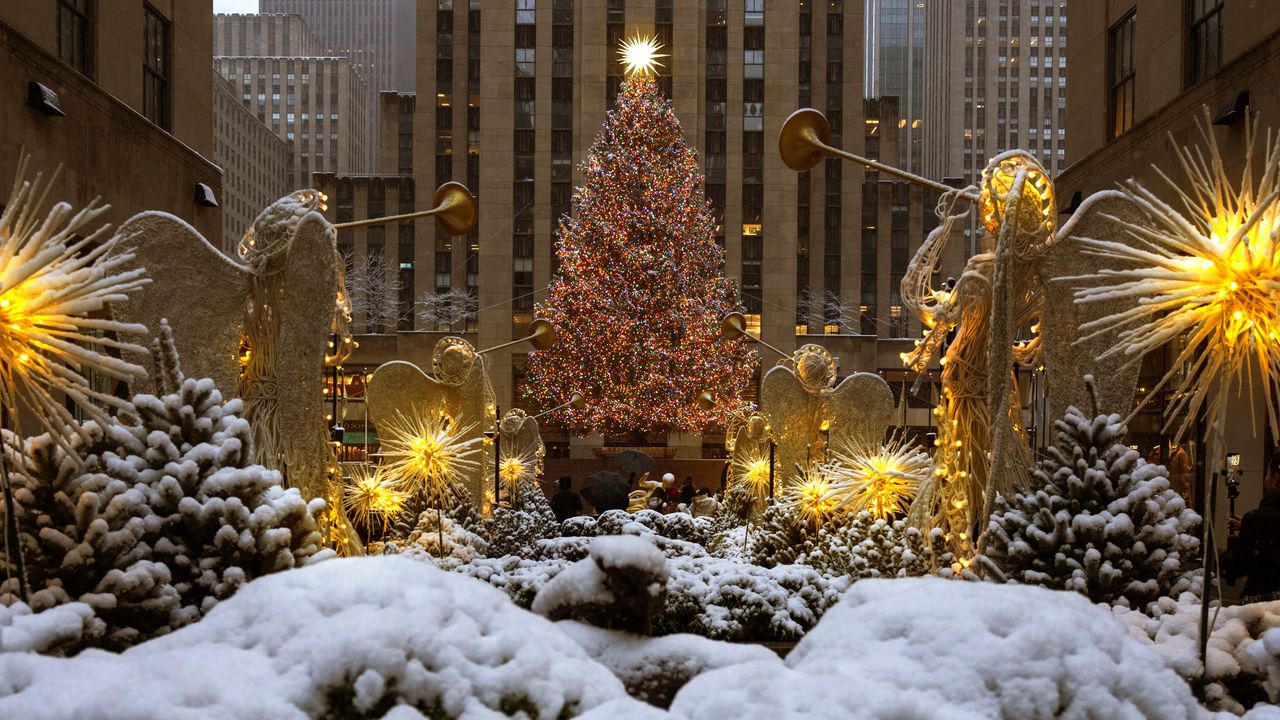 20 Great Ways to Spend Christmas in New York City