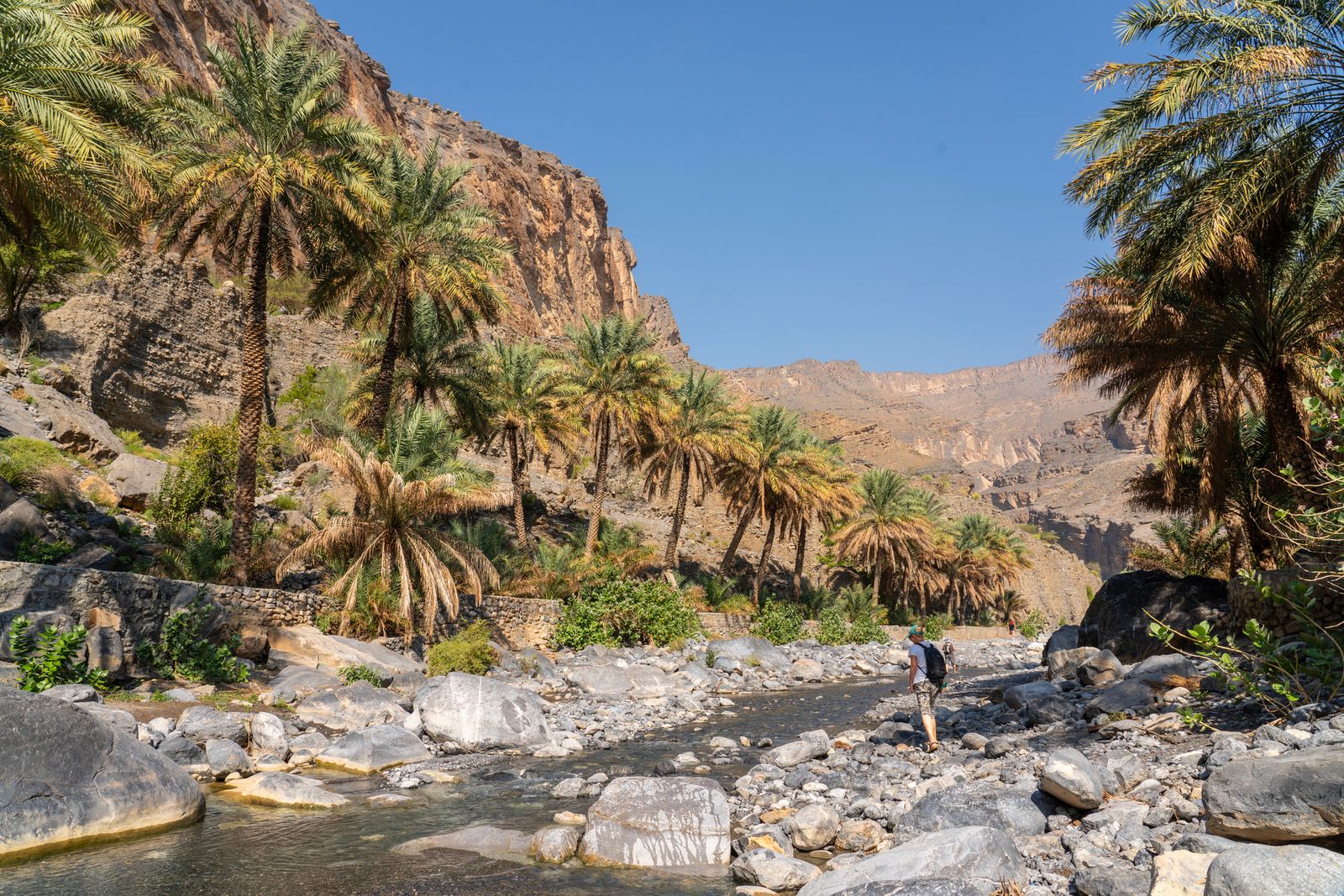 13 Beautiful Places in Oman for Fjords, Dunes, and Waterfalls