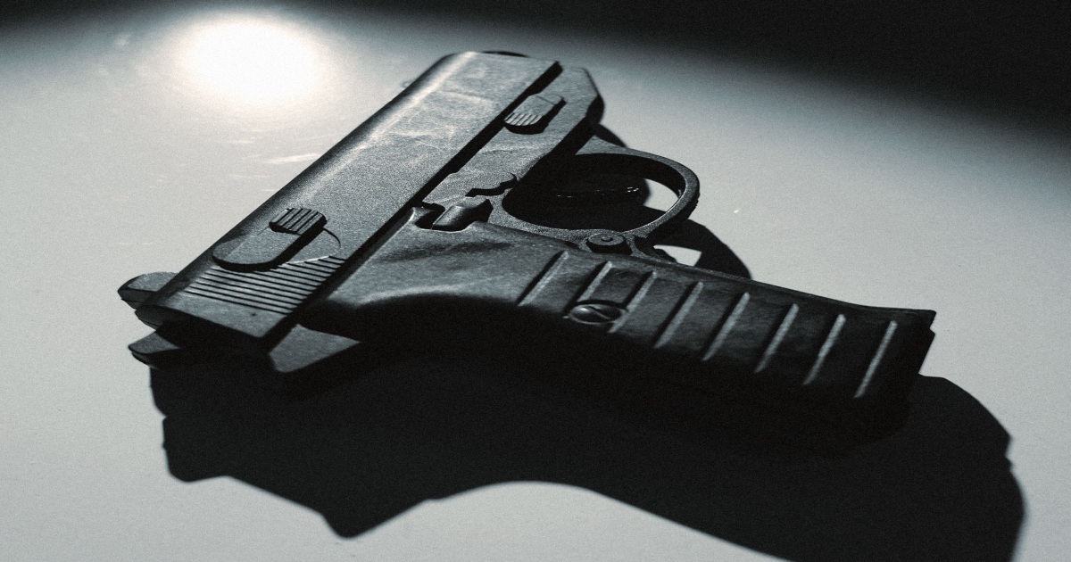 Supreme Court tackles Hawaiis vampire rule for gun owners