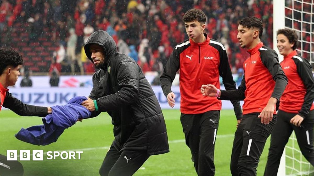 Afcon final: Senegal reserve keeper jokes after Afcon towel scuffles