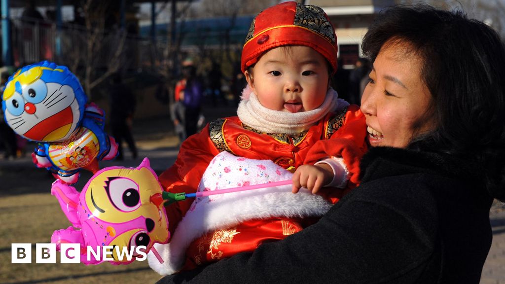 Chinas birth rate hits record low as population continues to shrink