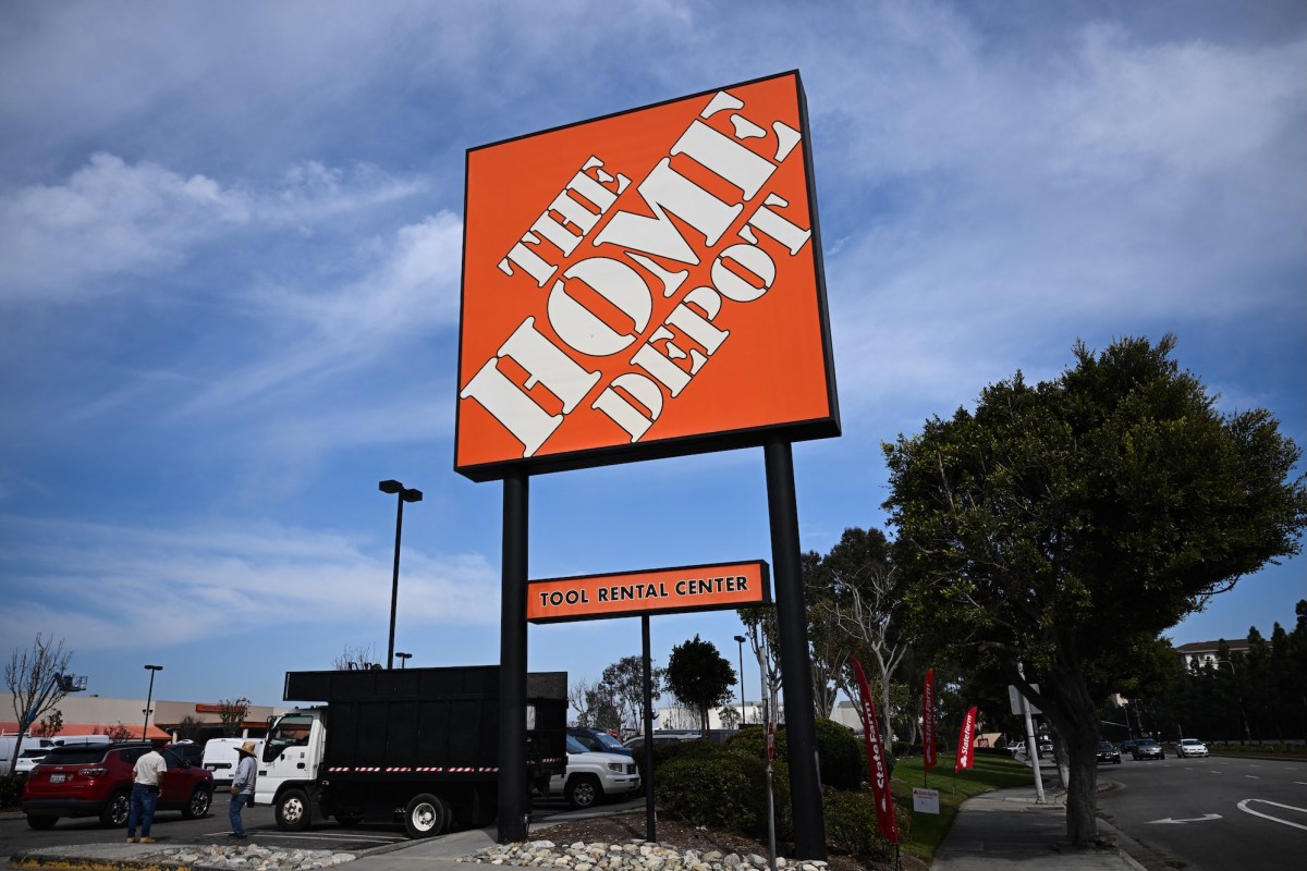 Exclusive: Home Depot exposed access to internal systems for a year, says researcher