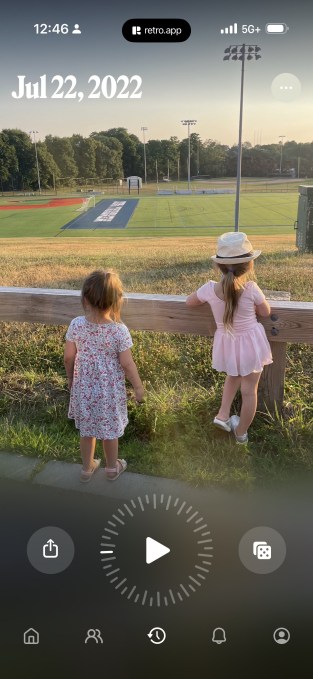 Retro, a photo-sharing app for friends, lets you 'time-travel' through your camera roll | TechCrunch