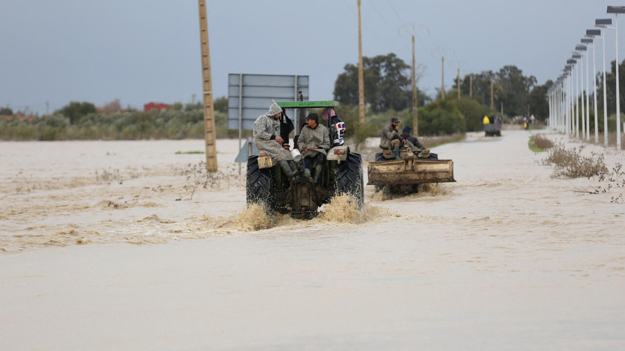 Flash floods hit northern Morocco, at least 4 dead
