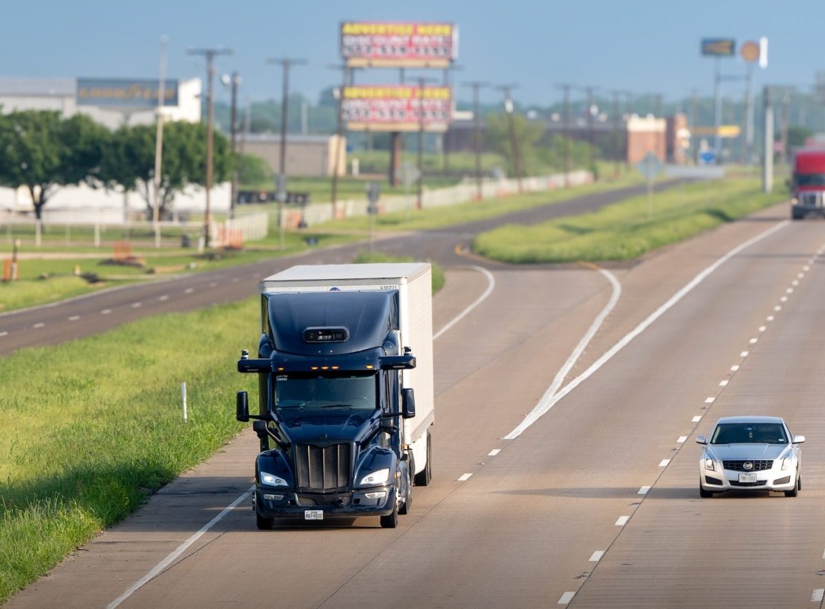 Aurora's driverless trucks can now travel farther distances faster than human drivers | TechCrunch