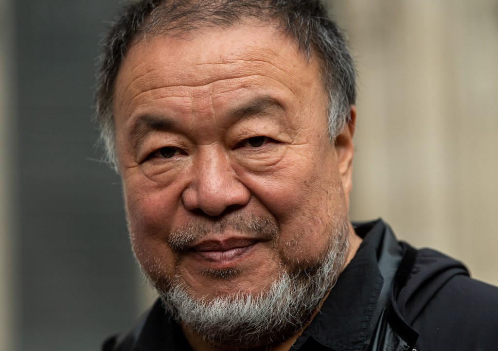Ai Weiwei Says London&rsquo;s Royal Academy Sought to Eject Him After Post&ndash;October 7 Tweet about Jews