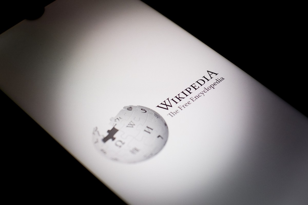 Wikipedia blacklists Archive.today after alleged DDoS attack | TechCrunch