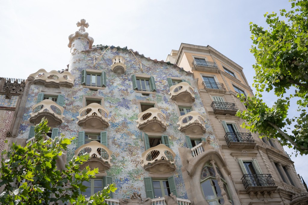 New Exhibition Space Opens in Gaud&iacute;-Designed Building in Barcelona