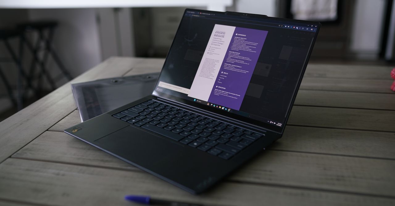 Need a New Job? Try a R&eacute;sum&eacute; Builder to Bolster Your CV