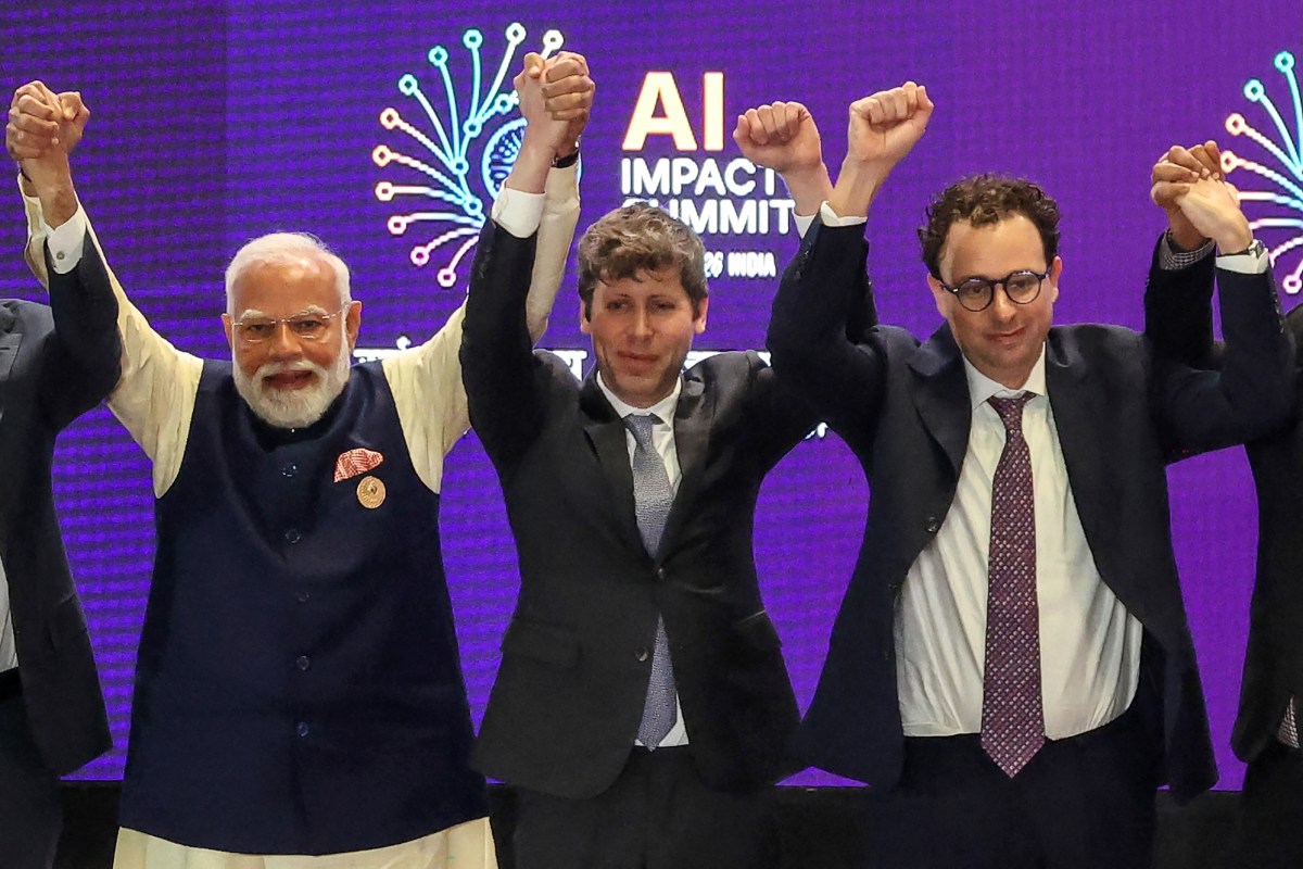 Altman and Amodei share a moment of awkwardness at India's big AI summit | TechCrunch