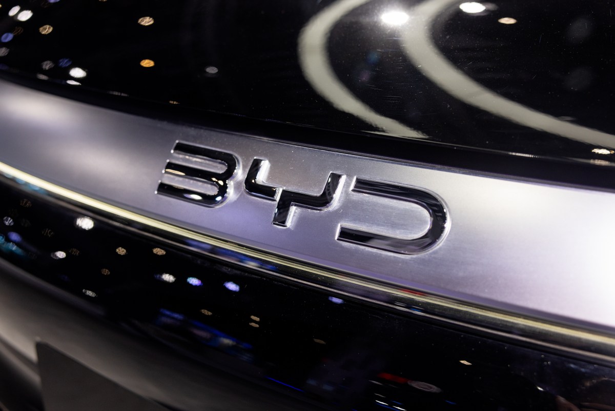 BYD rolls out EV batteries with 5-minute &lsquo;flash charging' &mdash; but there's a catch | TechCrunch