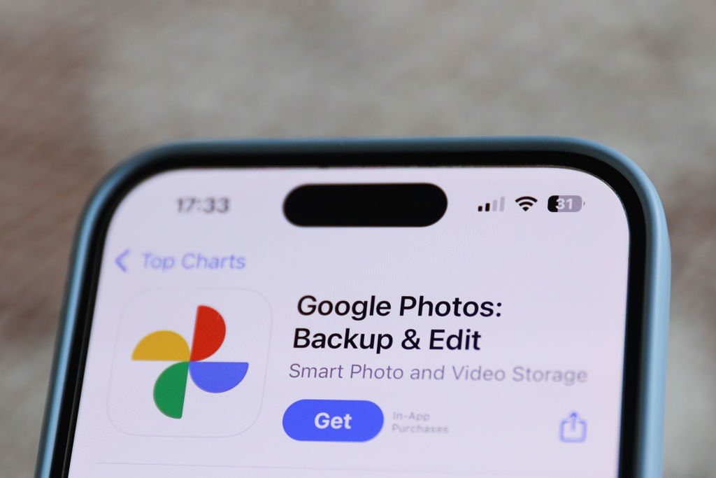 Google gives in to users' complaints over AI-powered 'Ask Photos' search feature | TechCrunch