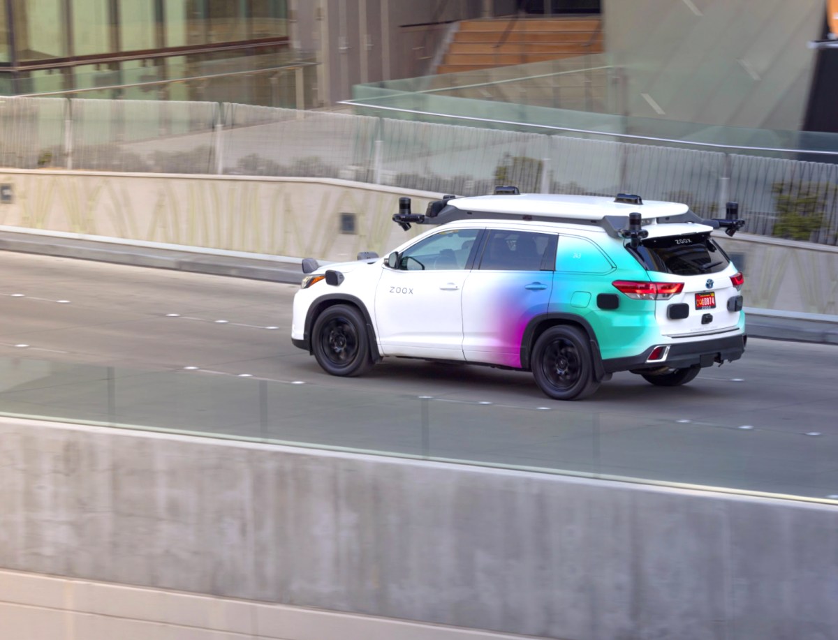 Zoox starts mapping Dallas and Phoenix for its robotaxis | TechCrunch