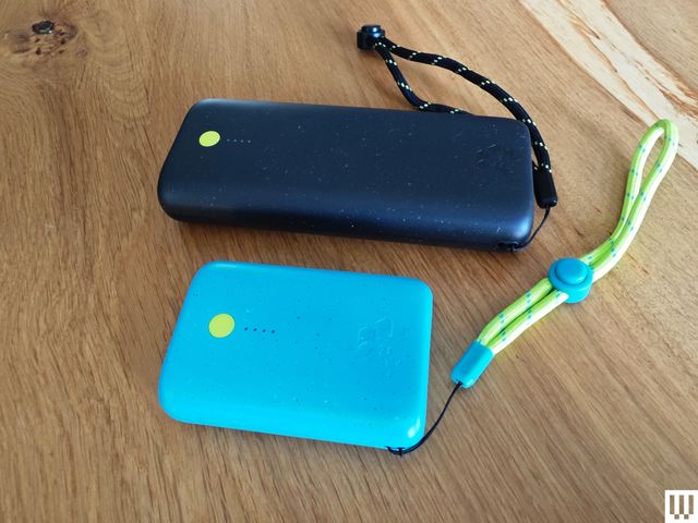 The Best iPhone Charger for Late-Night Doomscrolling