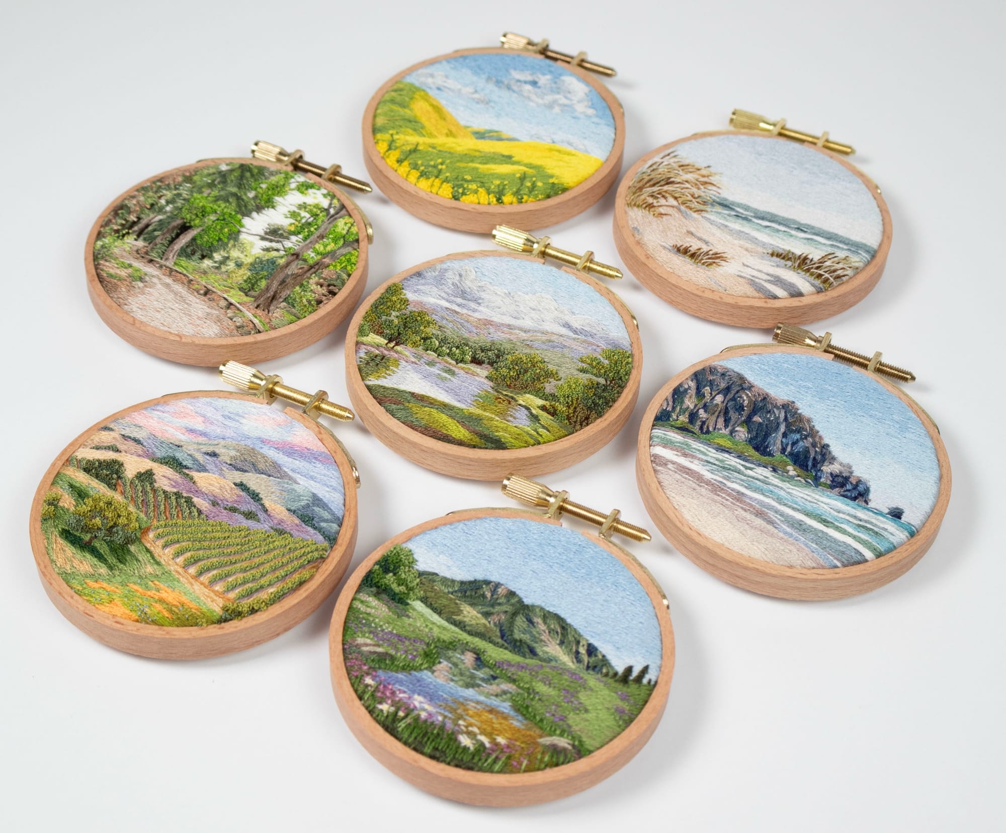 Cassandra Dias Takes an Impressionistic Approach to Painting with Thread