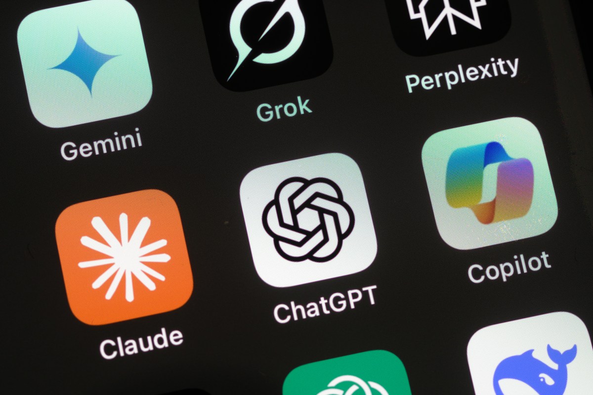 Apple plans to make iOS 27 a Choose Your Own Adventure of AI models | TechCrunch